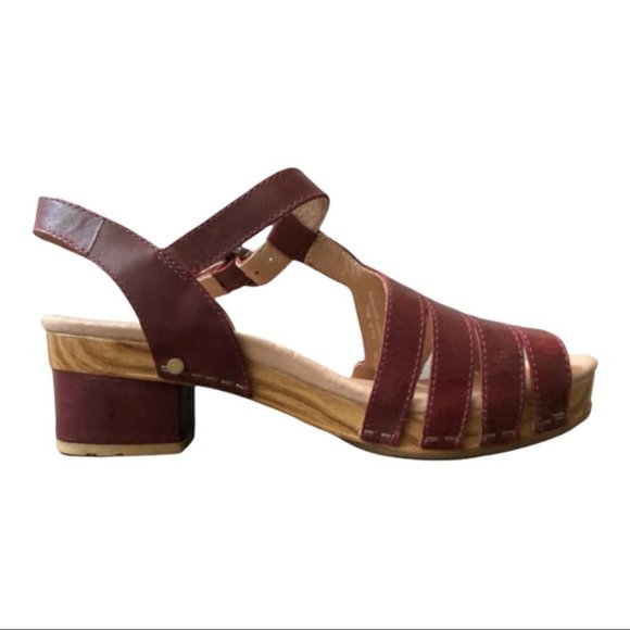 Dansko Women's Sandals in Burgundy and Tan - Picture 3 of 11